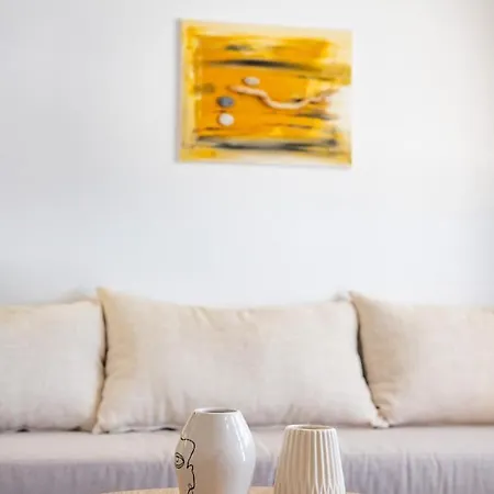 Bella Vista Renovated Istron